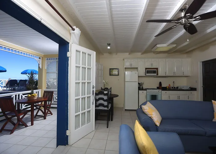 Villa Beach Cottages