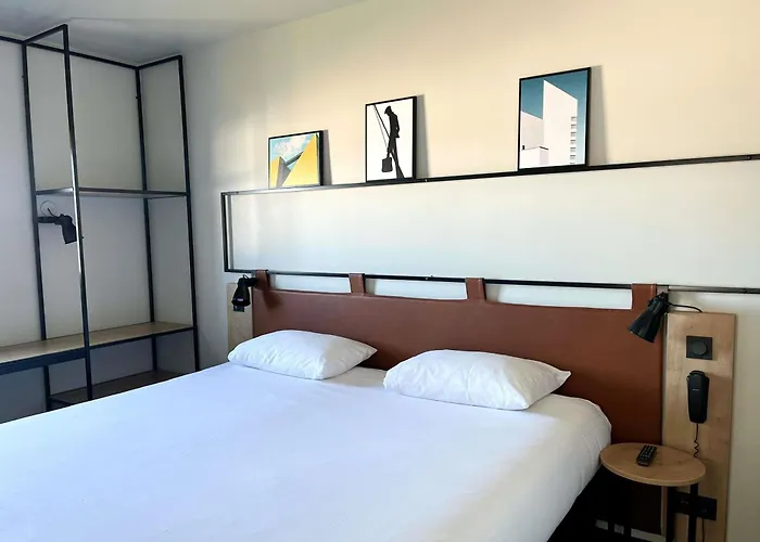 Ibis Lunel Petite Camargue